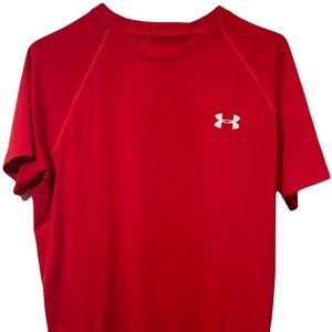 Under Armour men’s crew neck short sleeve shirt.